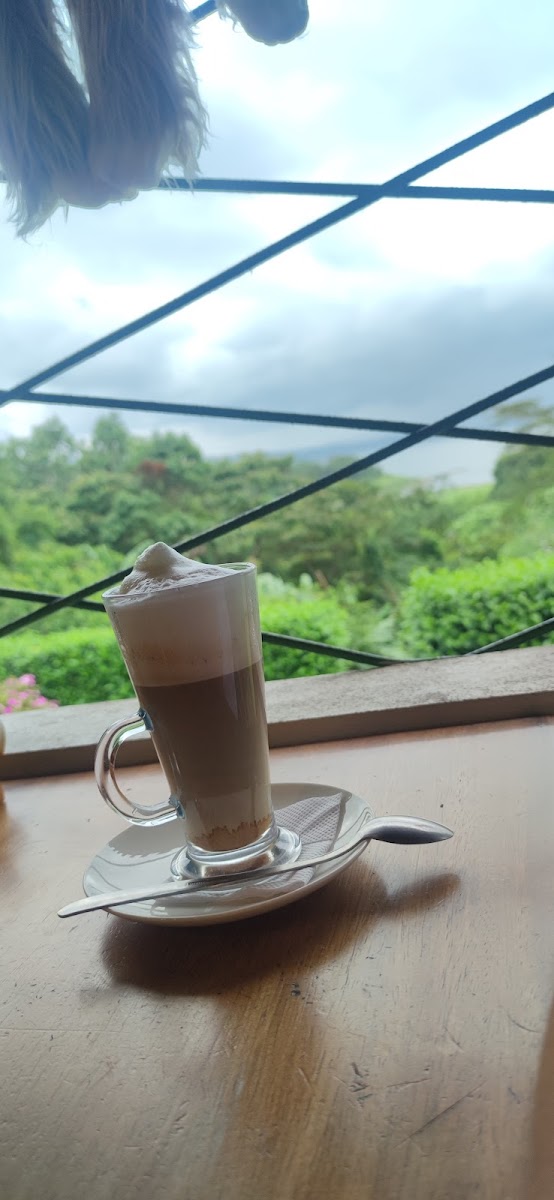 Selva Paraiso Coffeeshop & Souvenir-9